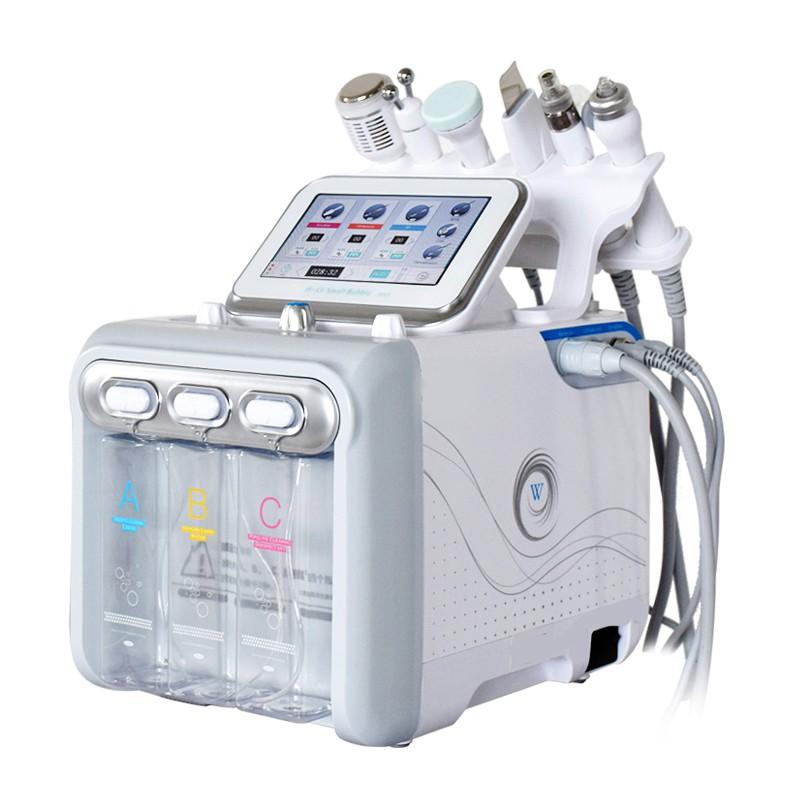 Appareil utilisé pour le soin HydraF+ de nettoyage, exfoliation et hydratation de la peau